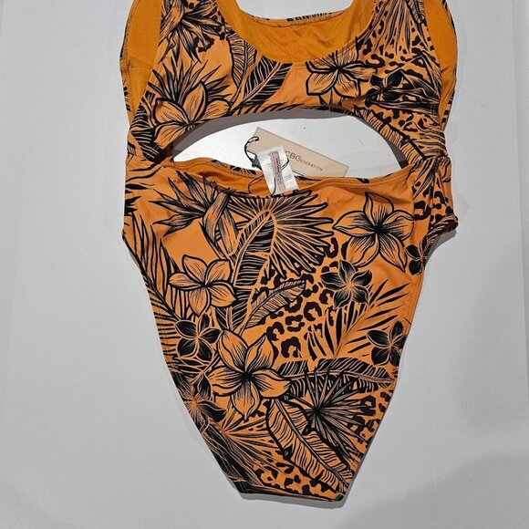 BCBGeneration Jungle Queen Printed Cut-Out One-Piece Swimsuit - Picture 7 of 11